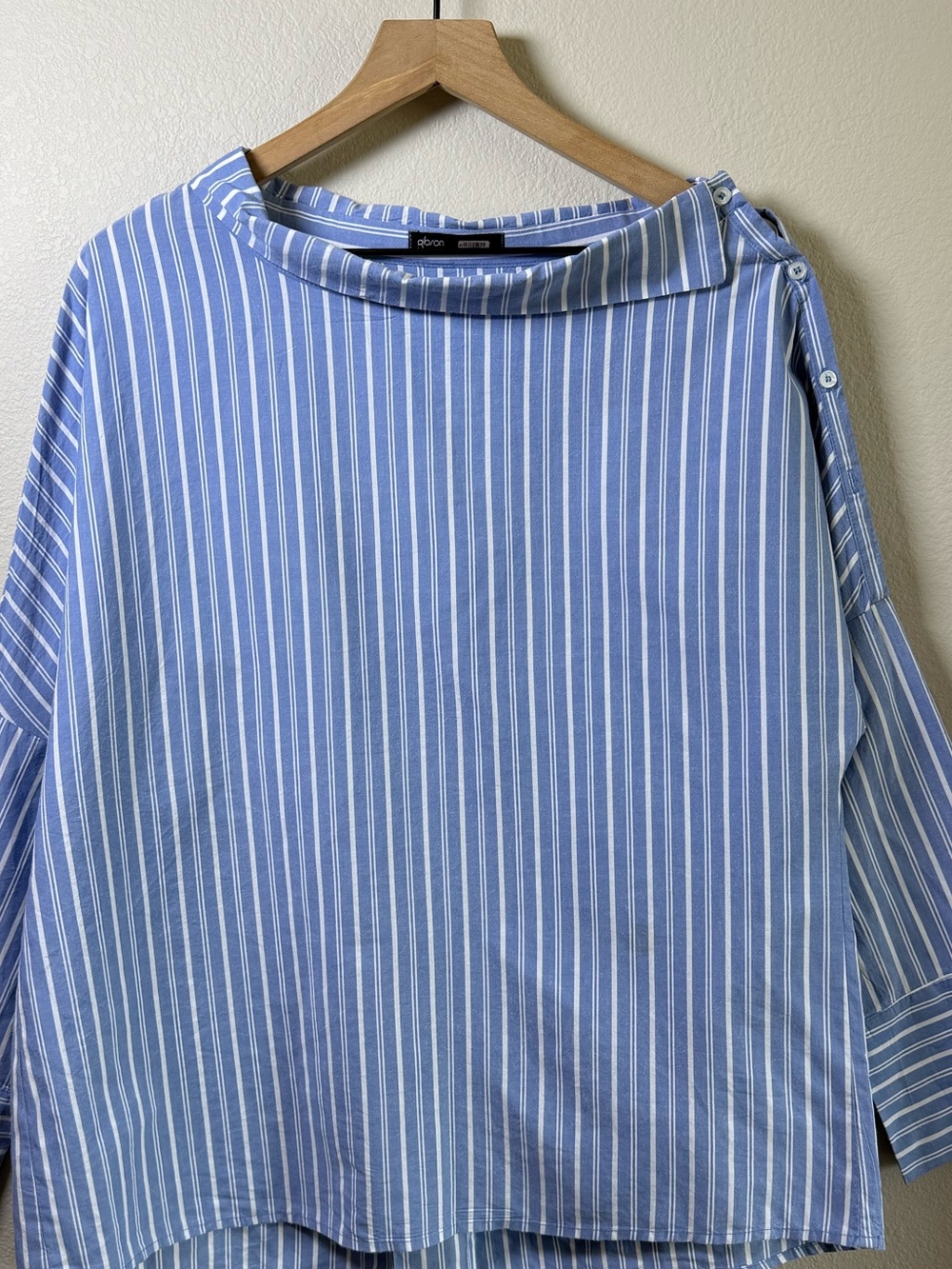 Gibson Asymmetrical Collar Blue White Stripe Top Cotton Blend Pullover Shirt LG - Picture 3 of 14